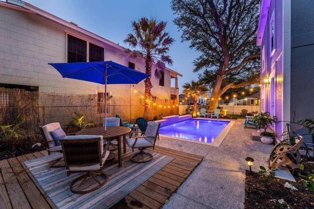 5/3 With A Heated Pool 2 Min From Beach, Updated Галвестон Экстерьер фото